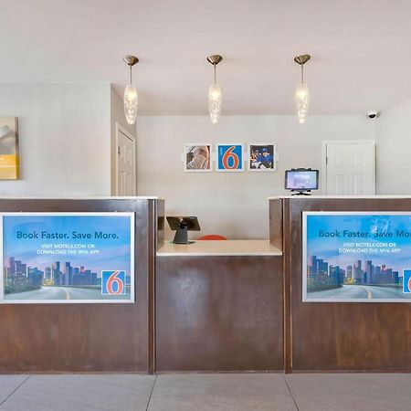 Motel 6-Falls Church, Va - Arlington Boulevard Екстериор снимка