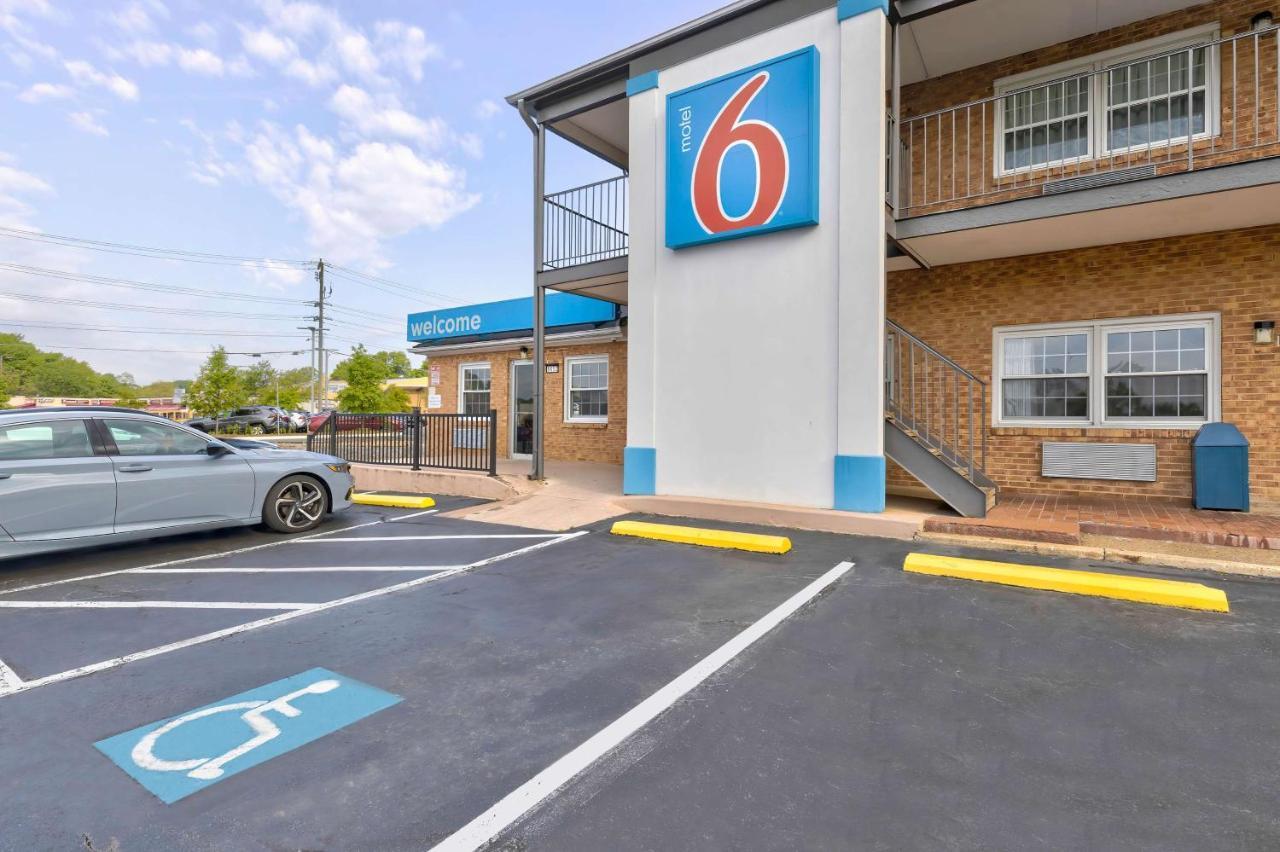 Motel 6-Falls Church, Va - Arlington Boulevard Екстериор снимка